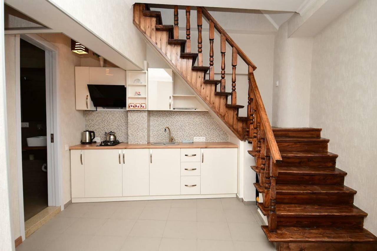 Freedom Square Apartment Tbilisi Luaran gambar