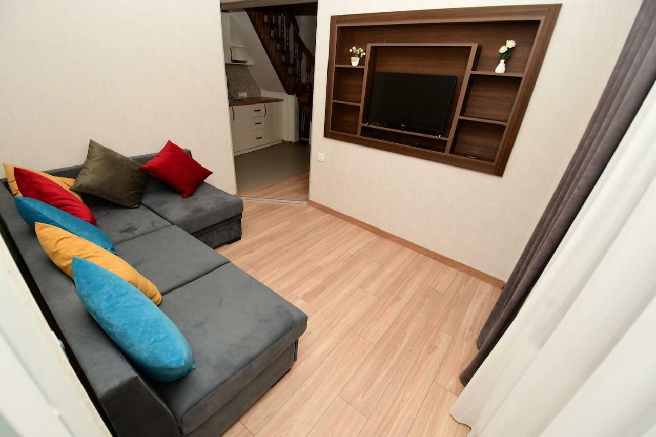 Freedom Square Apartment Tbilisi Luaran gambar